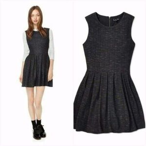 Aritzia Talula Charcoal Waldorf Dress Sleeveless Pleated Skirt, size 6